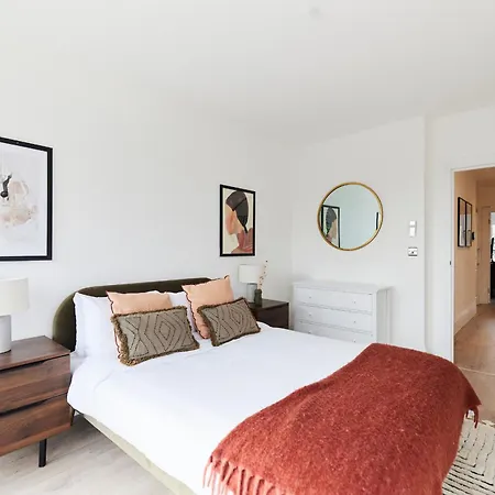 Апартаменты The Wembley Park Retreat - Modern 2Bdr Flat With Balcony Лондон Экстерьер фото