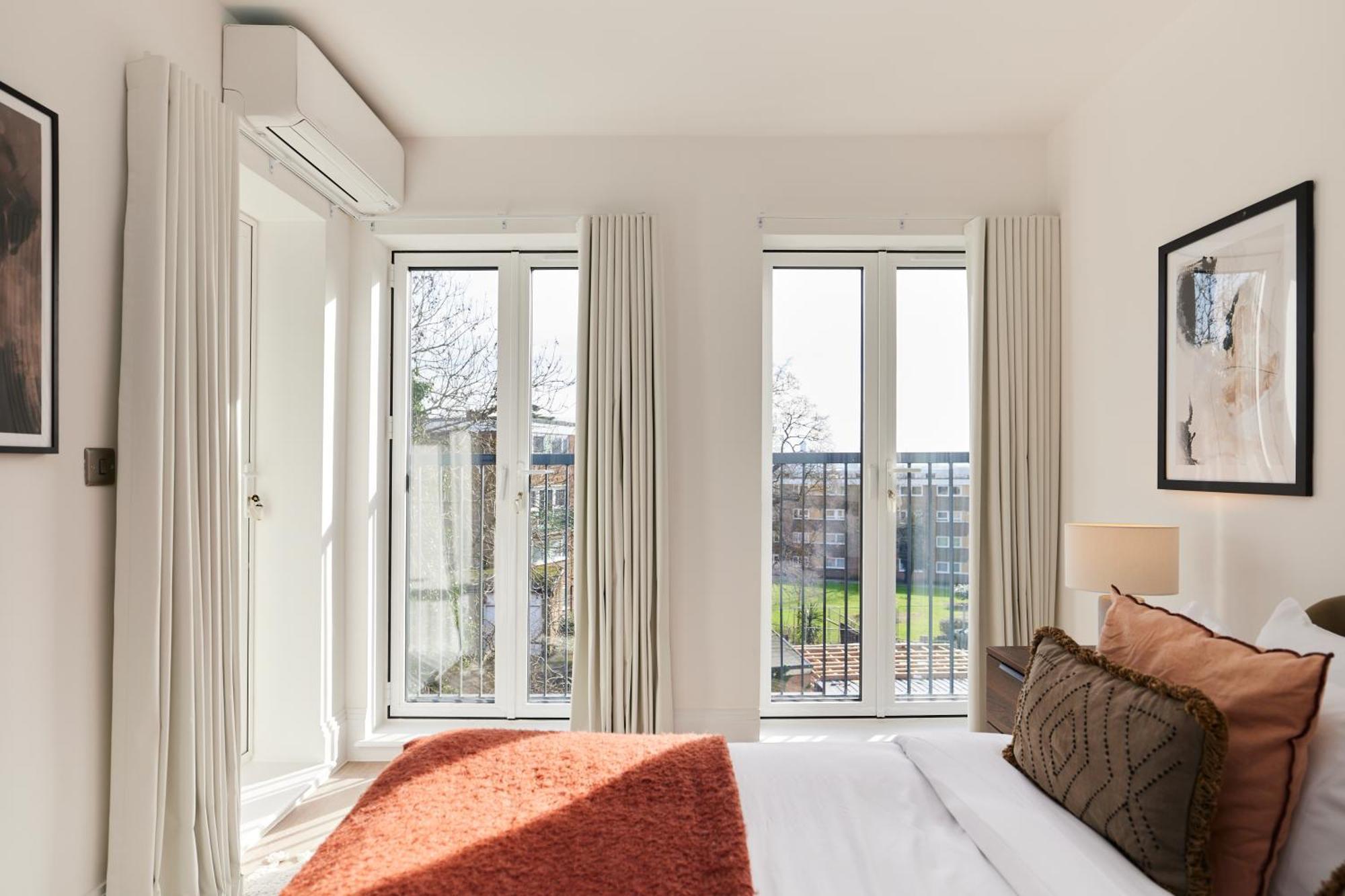 The Wembley Park Retreat - Modern 2bdr Flat With Balcony *