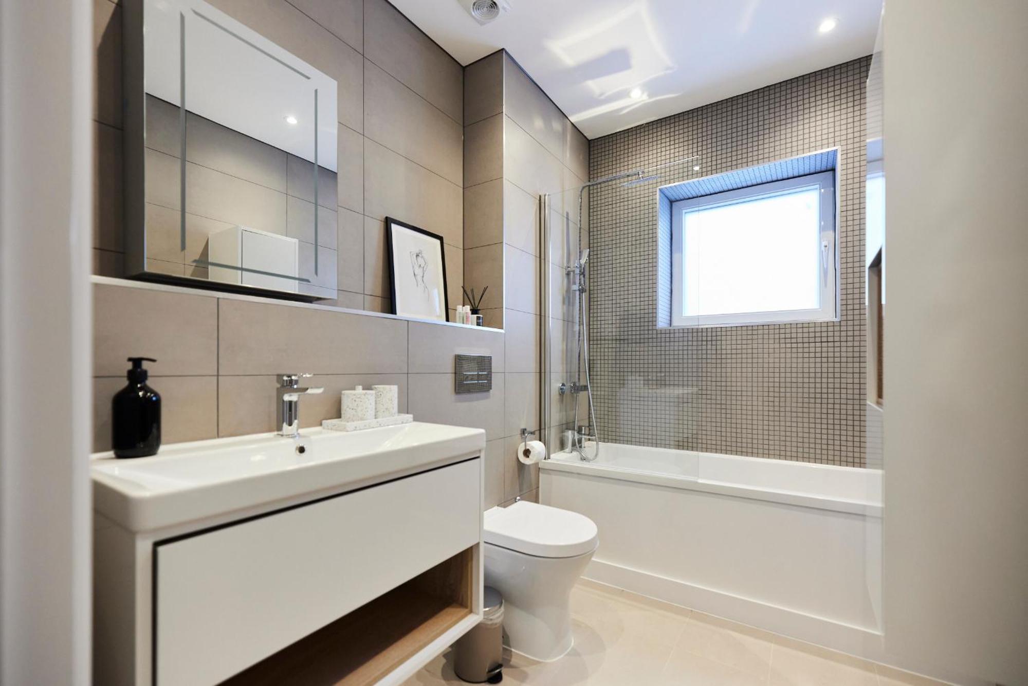 The Wembley Park Retreat - Modern 2bdr Flat With Balcony Апартаменты *